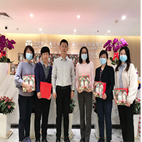 公司領(lǐng)導及工會慰問女員工